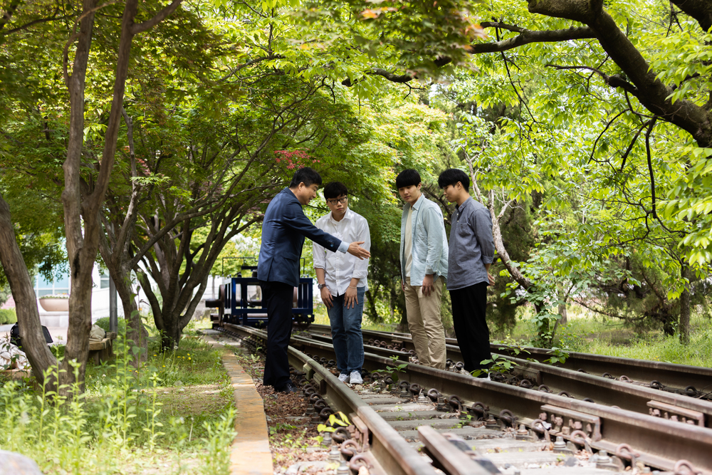 철도전기전자 실습장면